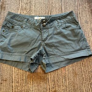 Forever 21 green shorts size 25 waist